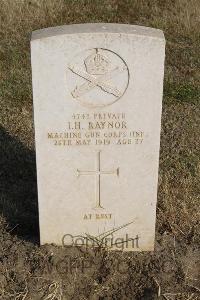 Ismailia War Memorial Cemetery - Raynor, Isaac Hargreaves
